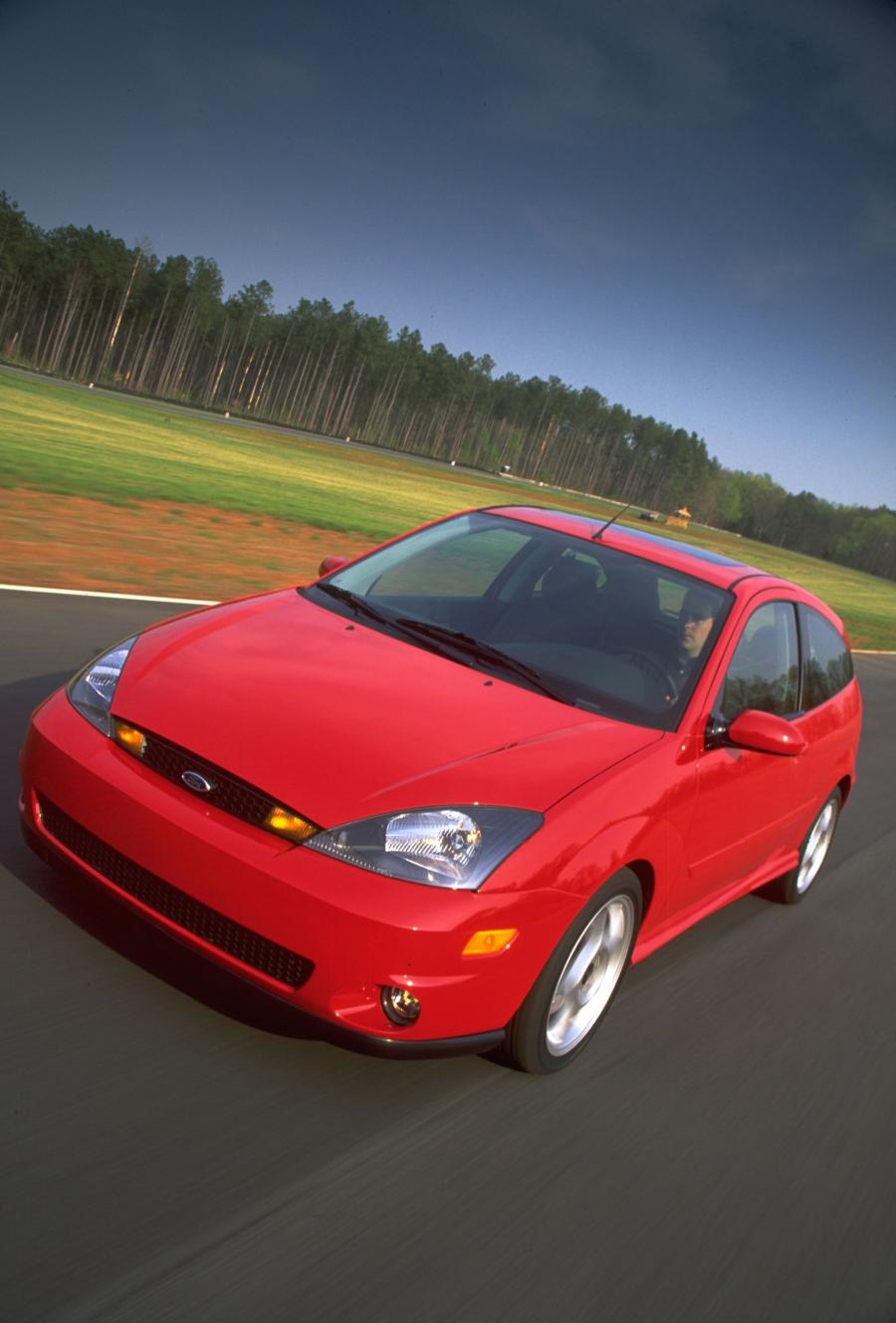  Ford Focus SVT 2002 года  (фото 62 из 98)